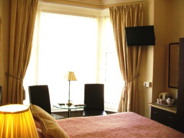 Willowfield House - Room 3 double en-suite