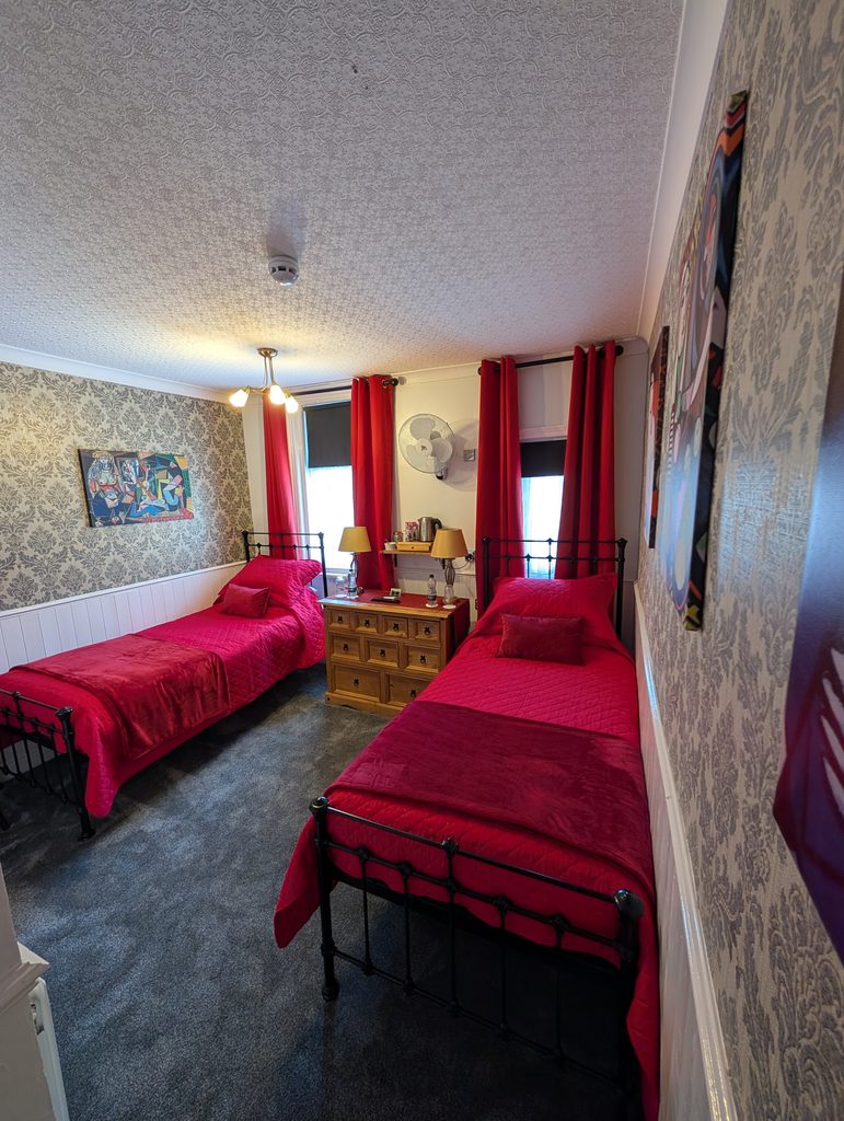 classic twin room